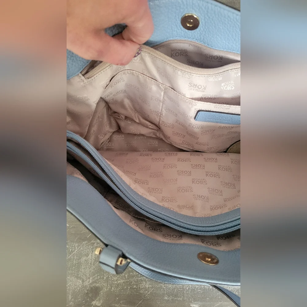 Michael Kors Harper Large East West Leather Tote